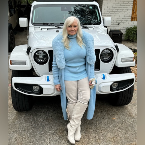 Rescuer of dogs...Seller of Homes - Picture 1 of 11